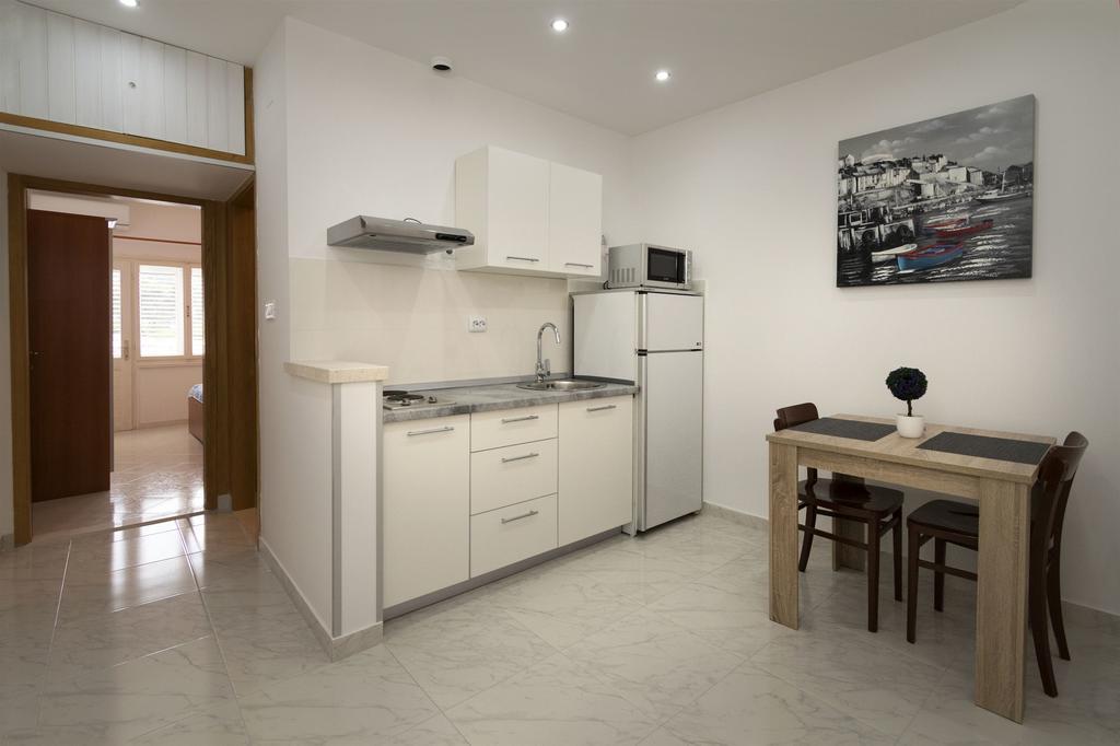 Apartment Mery 波维尔亚 外观 照片
