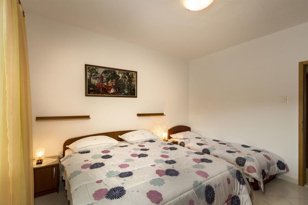 Apartment Mery 波维尔亚 外观 照片